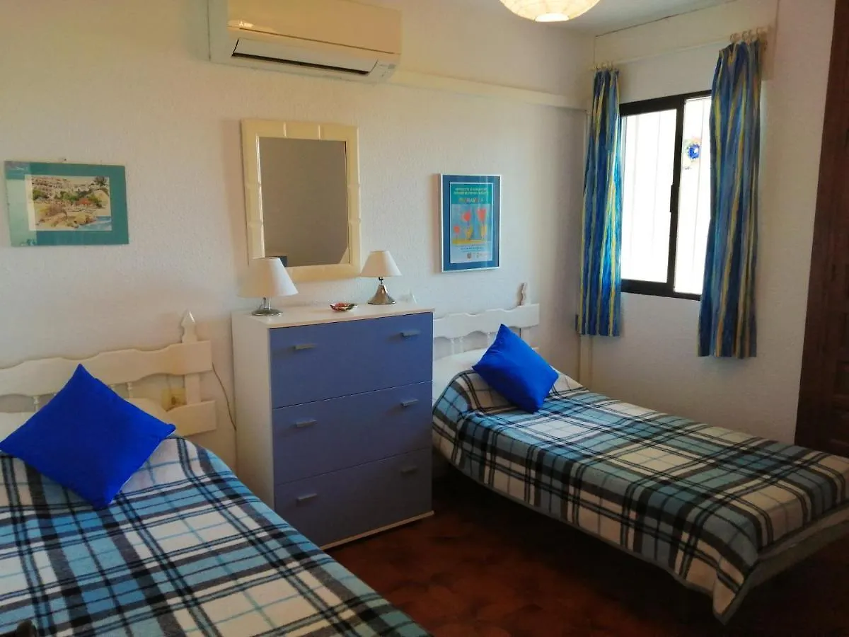 Sea & Pool View Garden Apartment Las Palmeras Nerja
