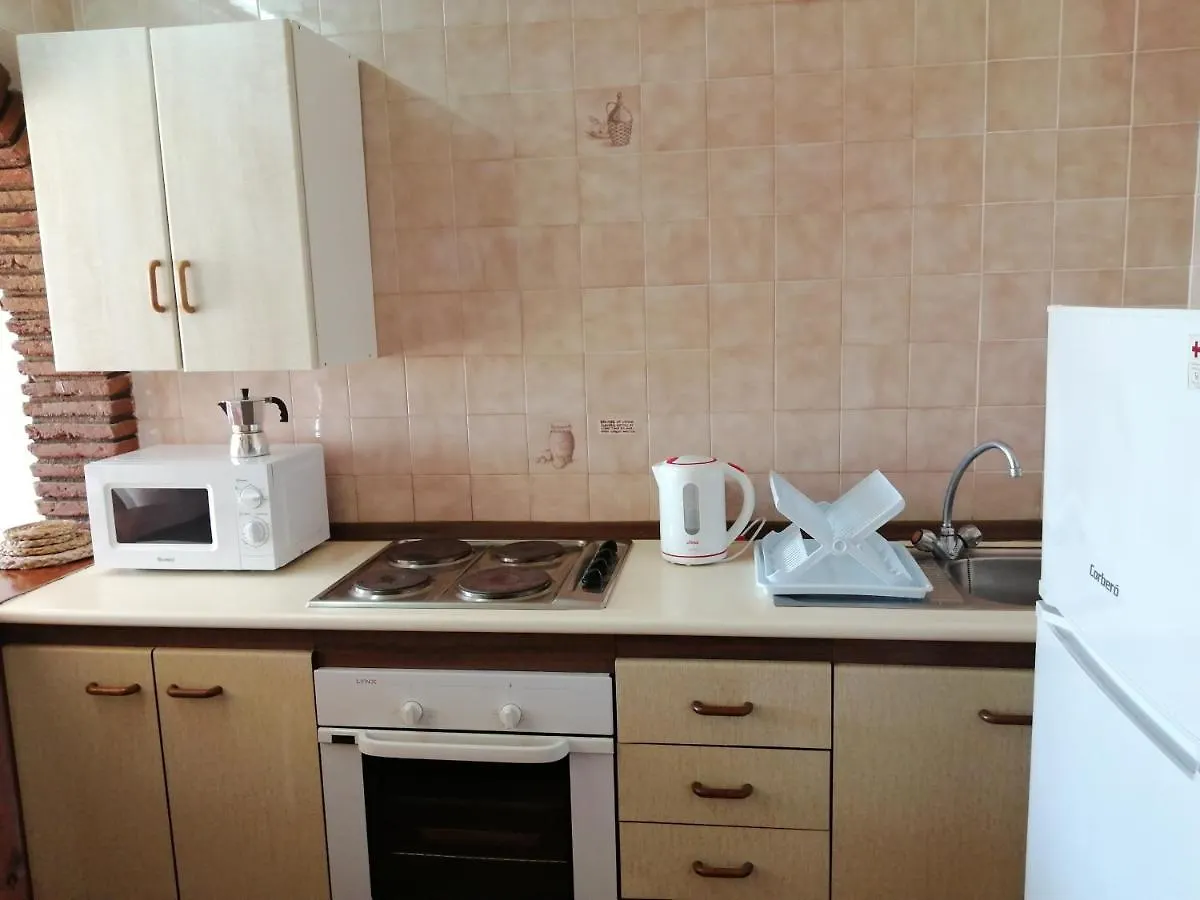 Sea & Pool View Garden Apartment Las Palmeras Nerja