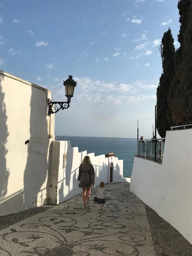 Sea & Pool View Garden Apartment Las Palmeras Nerja Spain